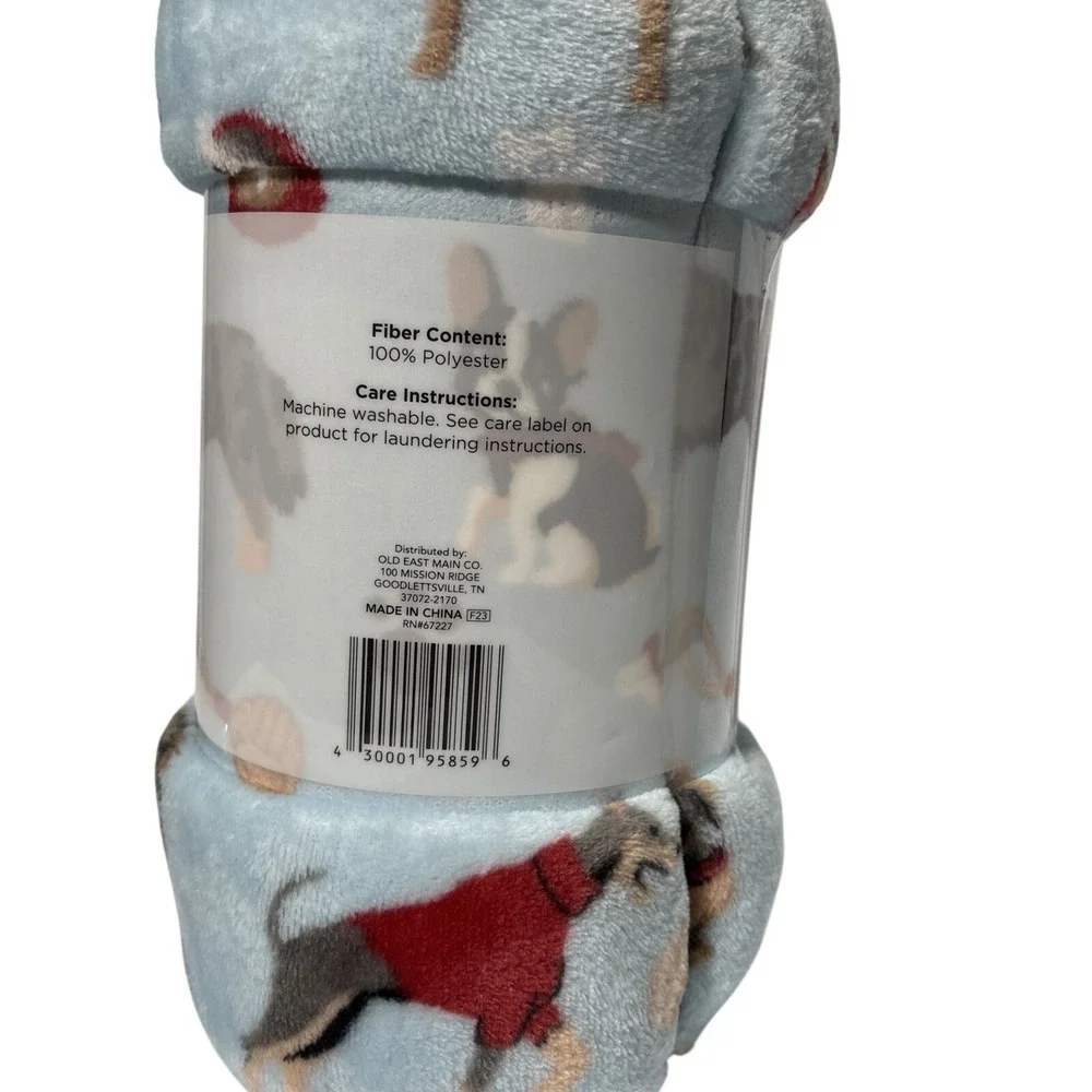 Comfort Bay Super Soft Puppy Dog Throw Blanket 50 in x 60 in 100% Polyester